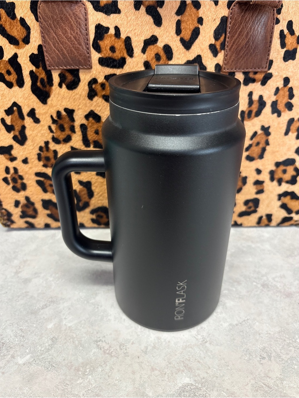 Iron Flask 40oz Insulated Mug Tumbler Black w/Extra Lid & Straws - New Open Box